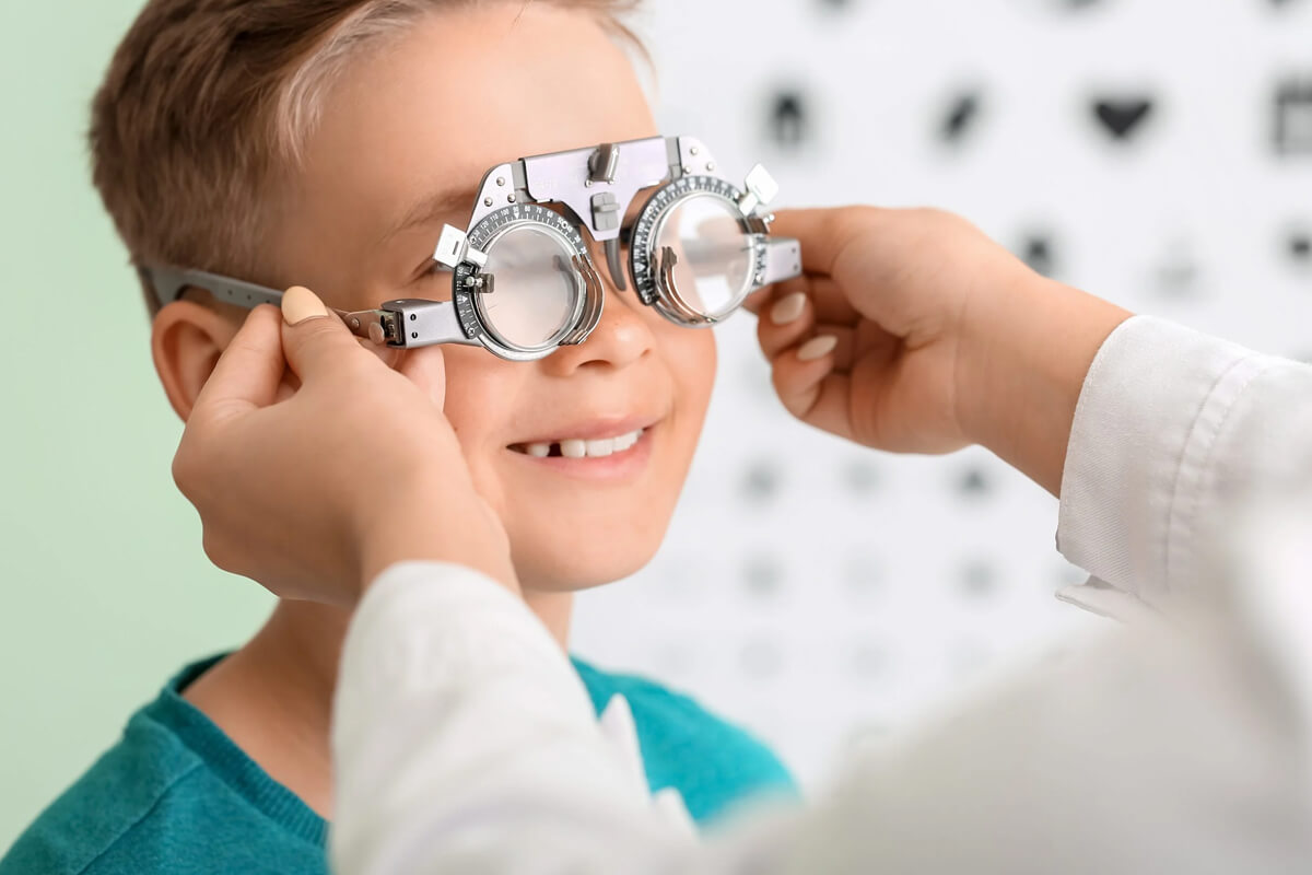 Çocuklarda Görme Sorunlarının Belirtileri