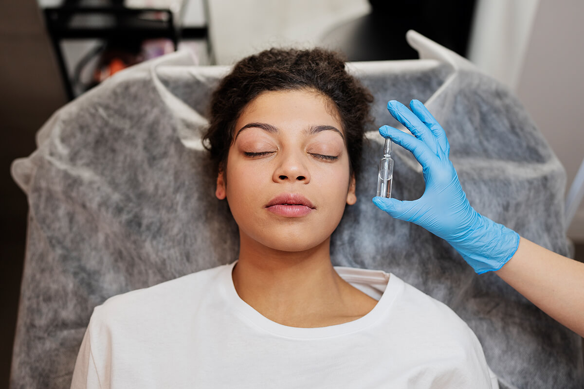 Nefertiti Lift Etkisi